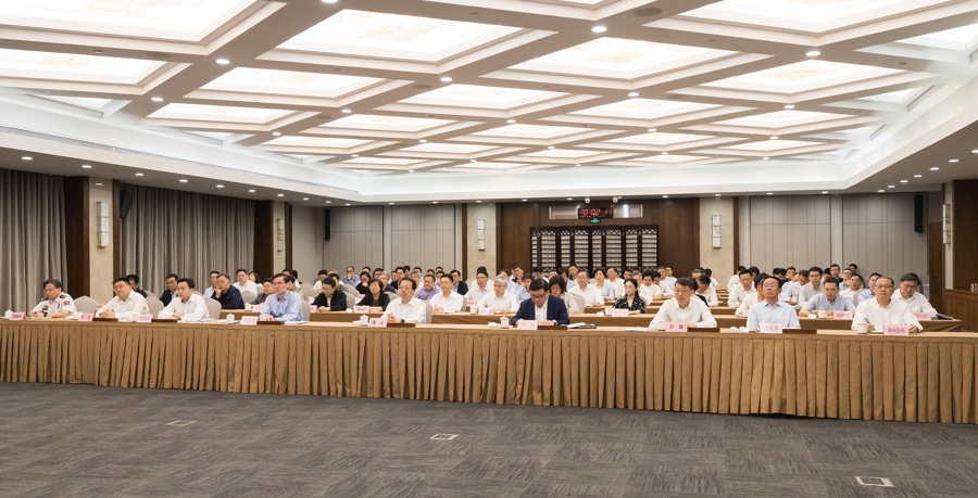 国务院召开全国安全生产视频会议后，龚正要求坚决防范执法“宽松软”