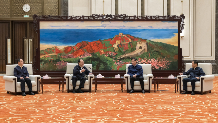 龚正率上海市代表团在辽宁沈阳与许昆林王新伟会谈交流，共商沪辽交流合作大计