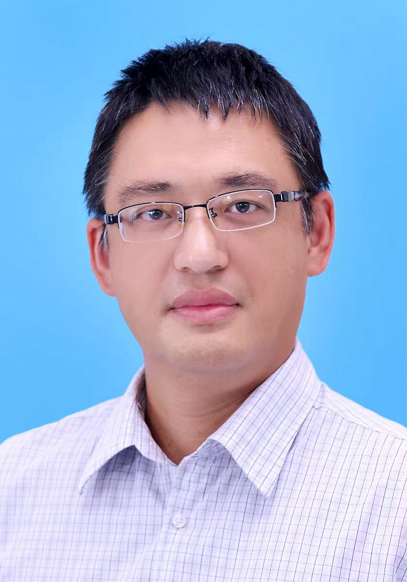 Spokesman of Shanghai Archives Bureau
