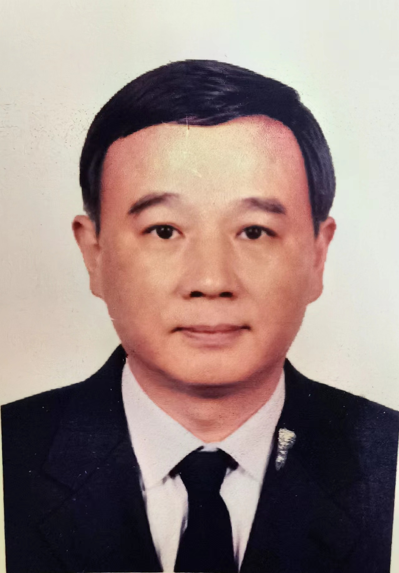 Spokesman of Shanghai Veterans Affairs Bureau